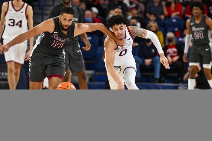 Keshawn Justice (14) was named to the All-WCC second team last season and is set to be a big piece for the Broncos offense.